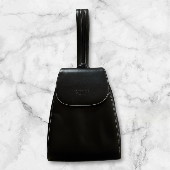 Gucci Black Leather Sling Bag - Picture 1 of 3